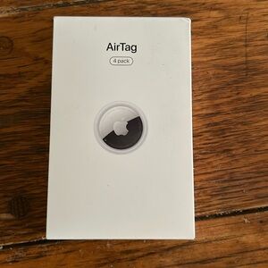 Apple AirTag - White, 4-Pack New